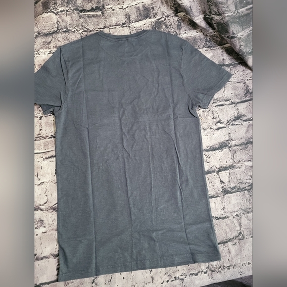 Mens Goodfellow & Co size Small Tee in subdued blue - Picture 7 of 7